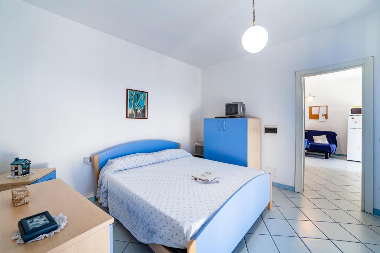La Casa Del Capitano Ponza Villa Luaran gambar
